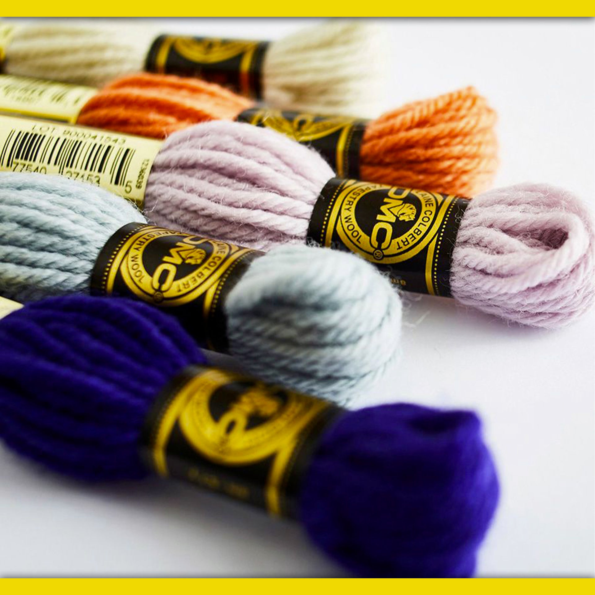 DMC Lana 100% Baby Merino - Gomitolo Da 50g (225m) - Colore 001 Bianco/Giallo - Per Maglieria Neonati E Bambini