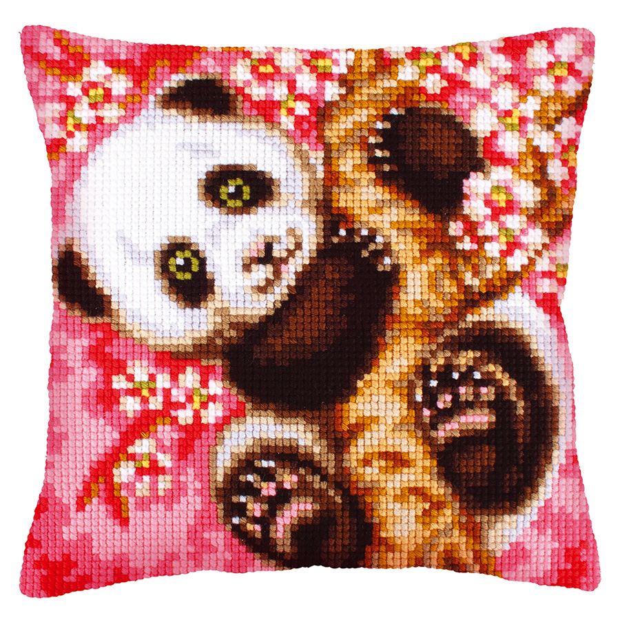 Panda sul ciliegio