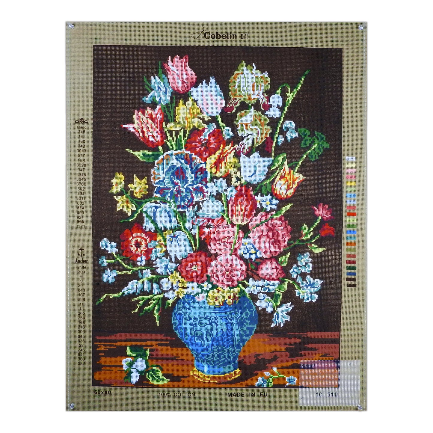 Vaso decorato blu con fiori
