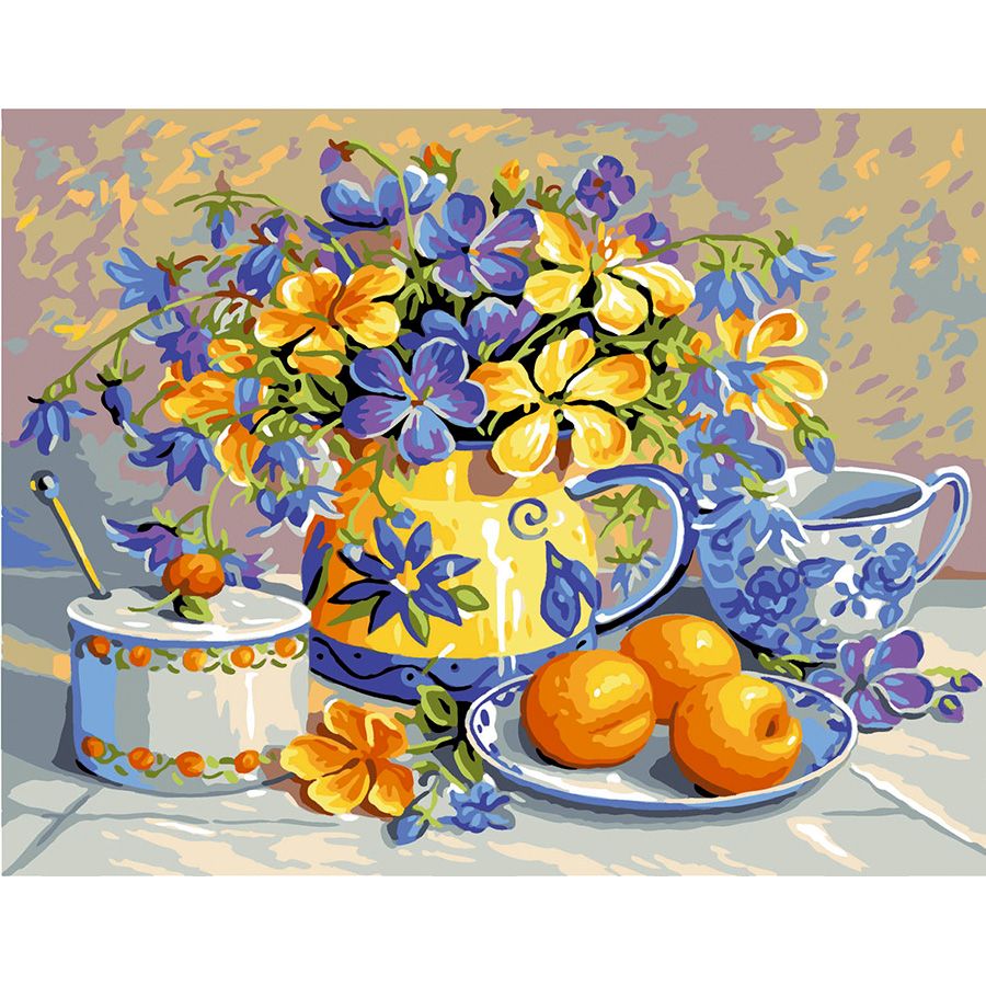 Colazione con vaso di fiori