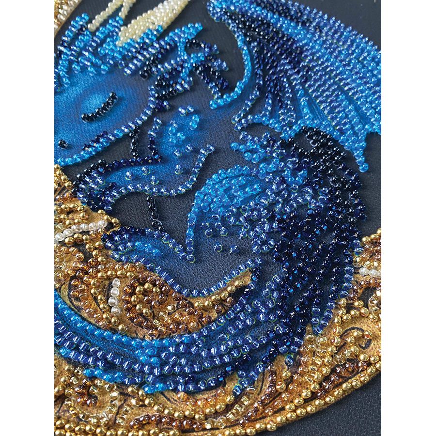 Piccolo drago al chiaro di luna