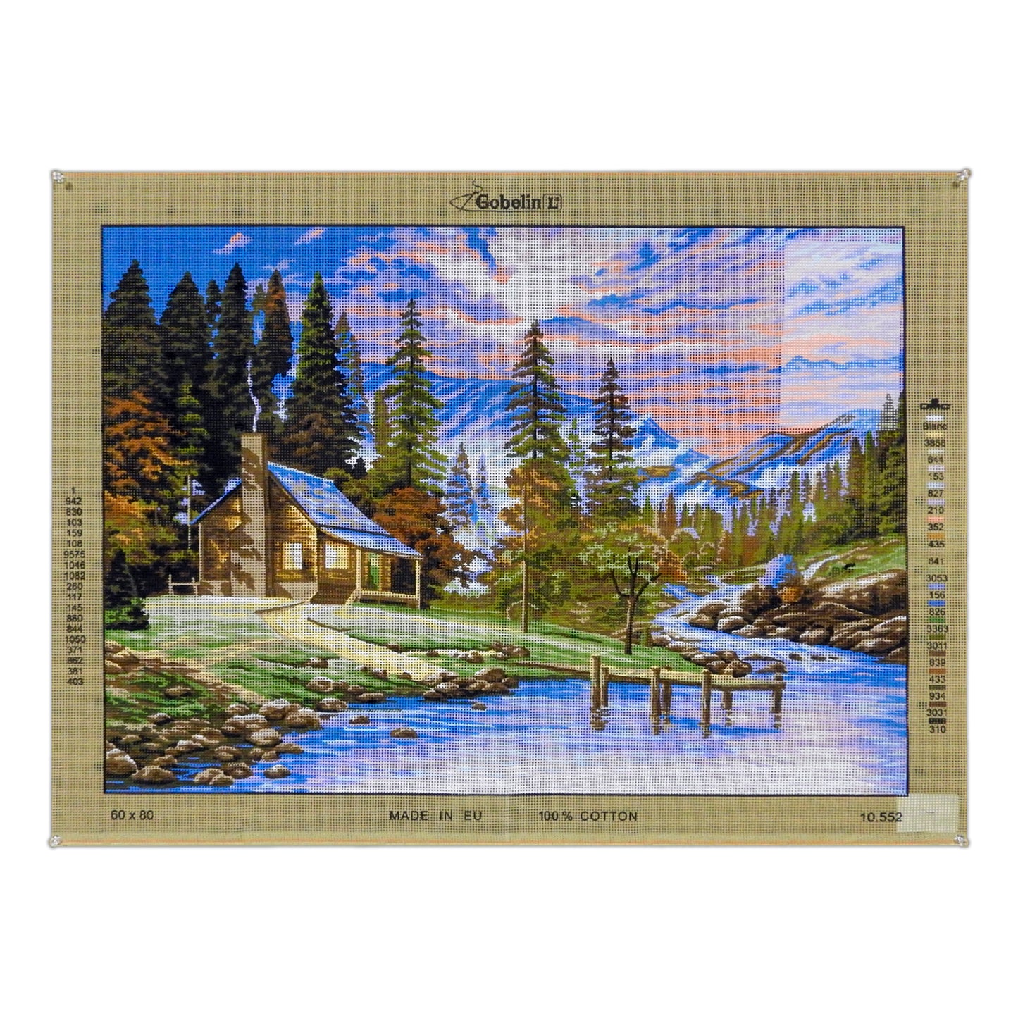 La casa sul fiume di montagna