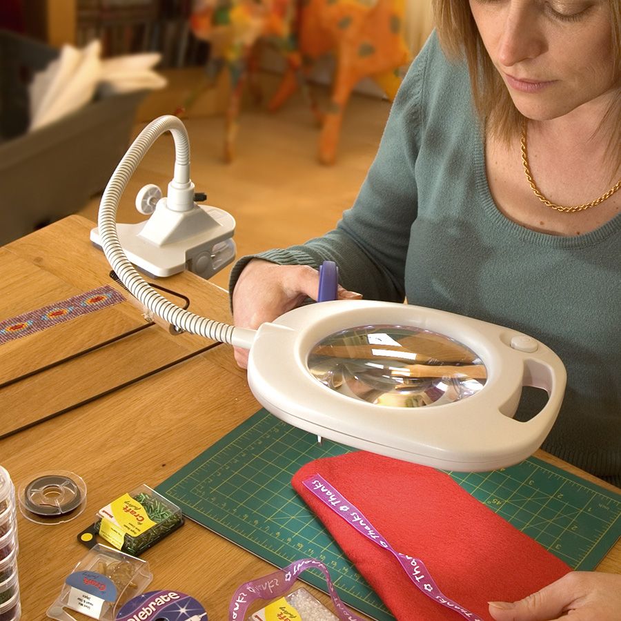 Lampada d'ingrandimento 3 in 1