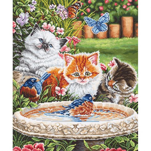 I gatti e la fontana con l'uccellino