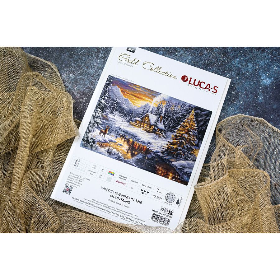 Sera d'inverno in montagna