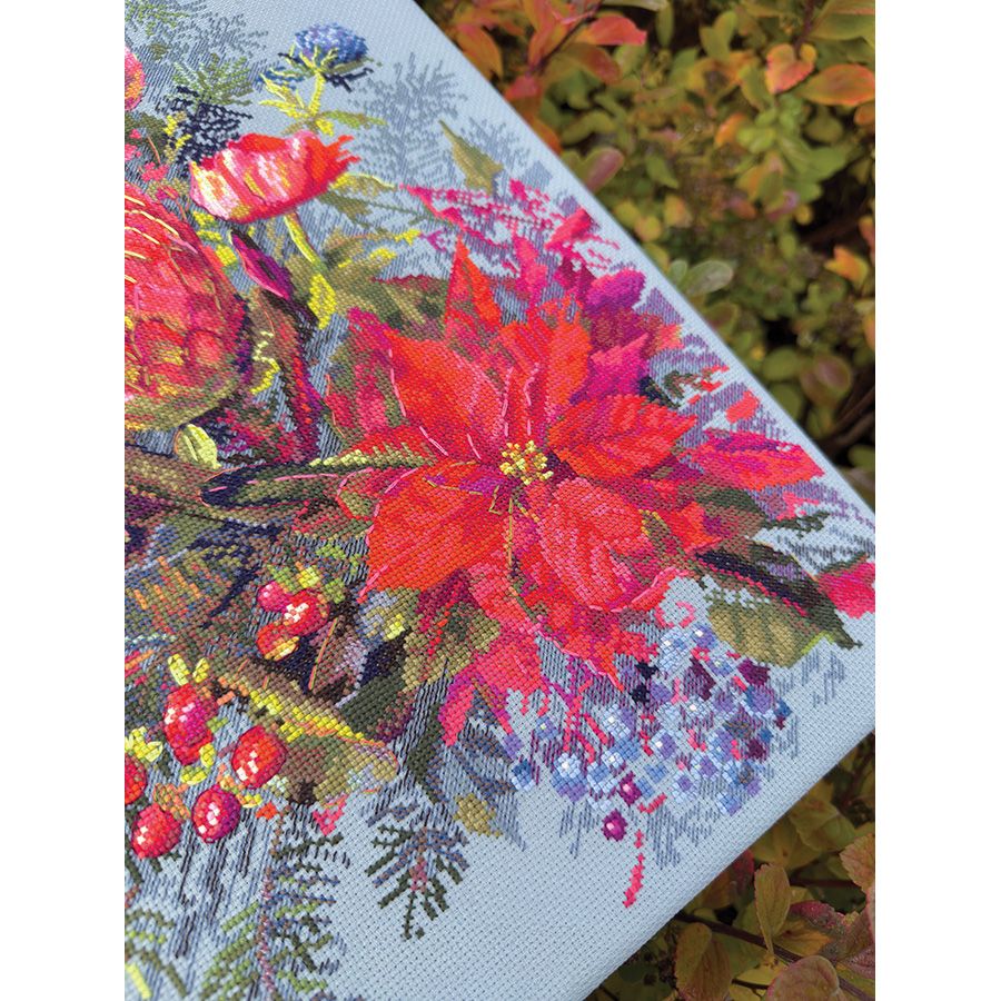 Composizione floreale natalizia