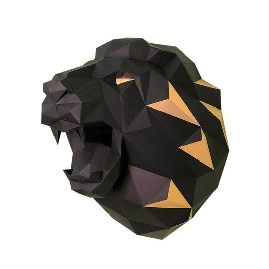 Testa di leone nera e dorata