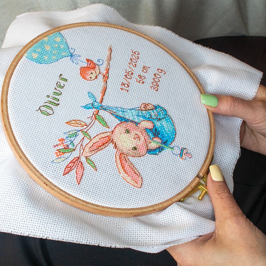 Ricamo per annuncio di nascita di un bambino