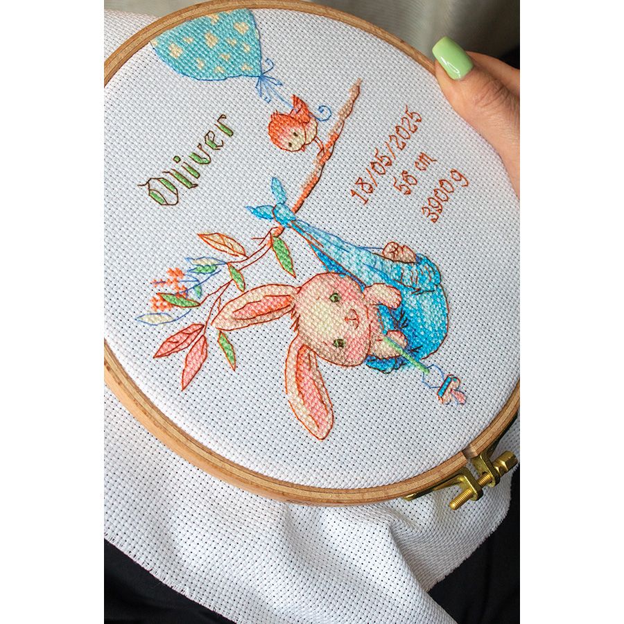 Ricamo per annuncio di nascita di un bambino